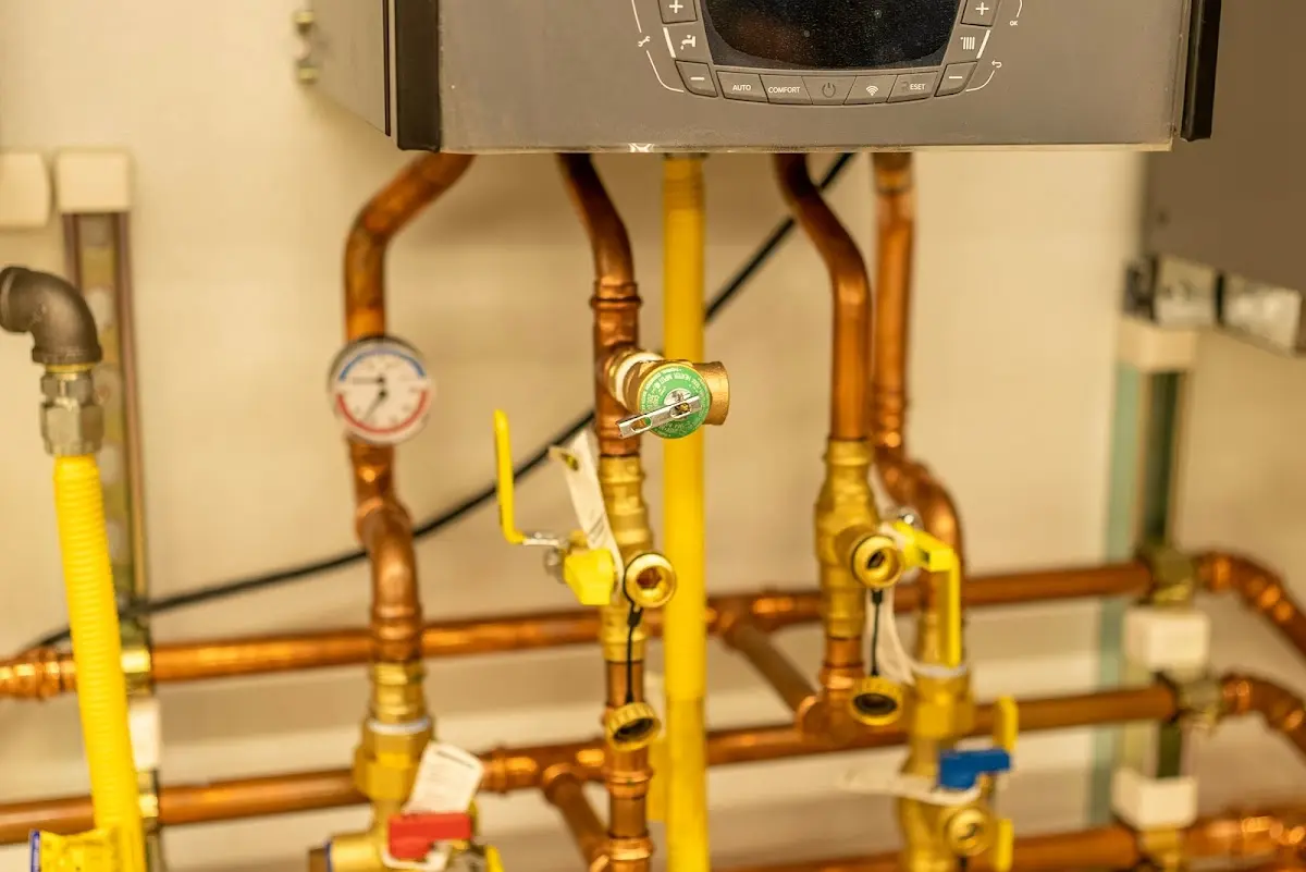 Licensed technician providing Sewer Cleanout for a homeowner in San Marino